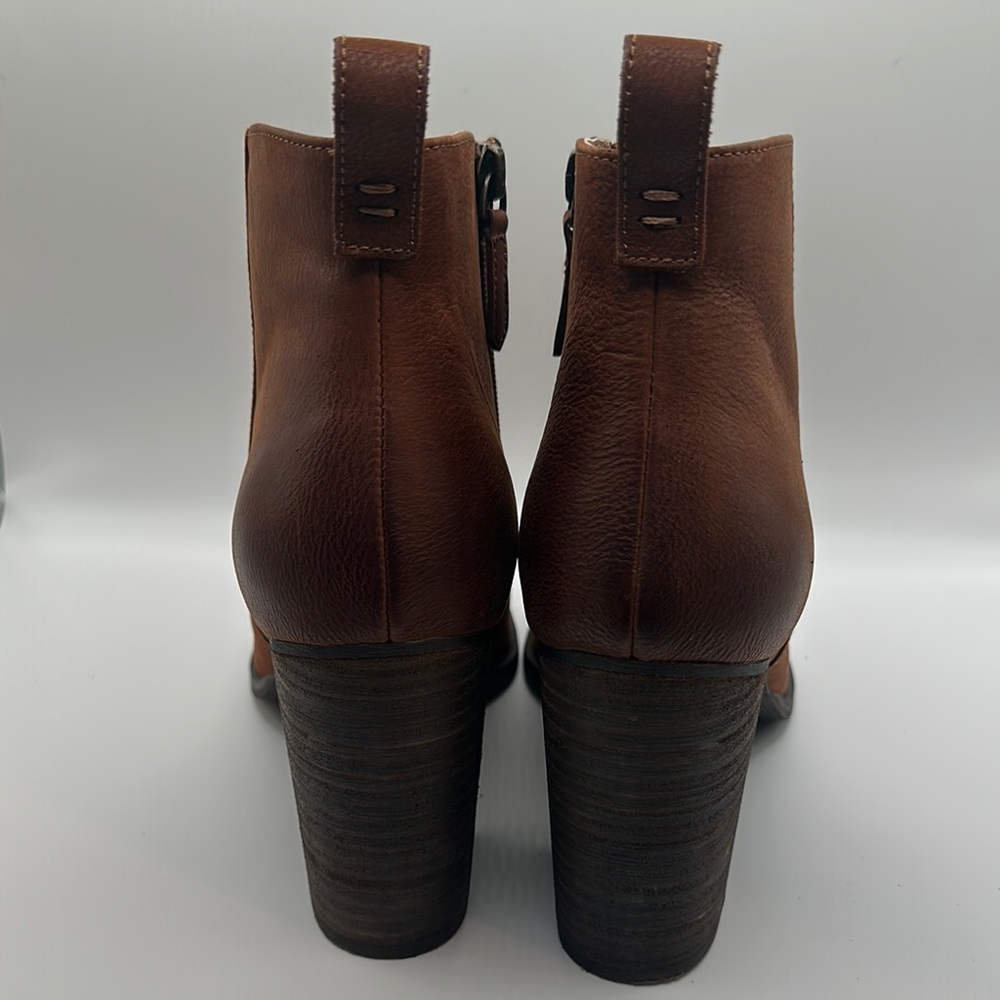 BP Sz 12‎ Lance Leather Brown Ankle Booties Block Chunky Heel - Picture 5 of 10